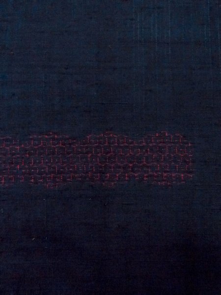 画像5: N1015B 女性用紬 石下結城紬 シルク（正絹） 紺, 亀甲 【中古】【USED】【リサイクル】 ★★★☆☆【N1015B】 (5)