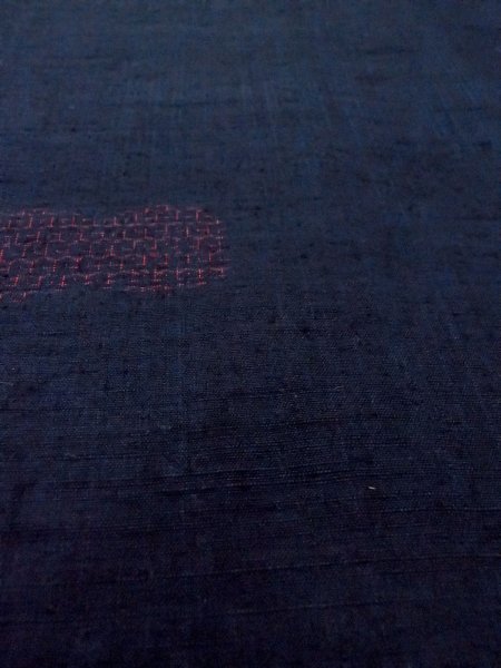 画像9: N1015B 女性用紬 石下結城紬 シルク（正絹） 紺, 亀甲 【中古】【USED】【リサイクル】 ★★★☆☆【N1015B】 (9)