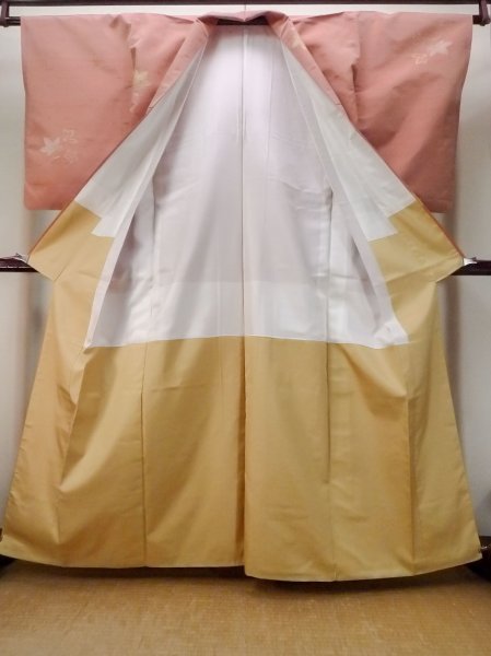 画像2: N1015G 女性用紬  シルク（正絹） 淡い珊瑚色, ききょう 【中古】【USED】【リサイクル】 ★★★☆☆【N1015G】 (2)