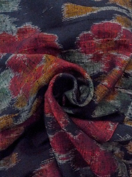 画像12: N1015I 女性用紬 十日町紬 シルク（正絹） 深い藍, 花 【中古】【USED】【リサイクル】 ★★★★☆【N1015I】 (12)