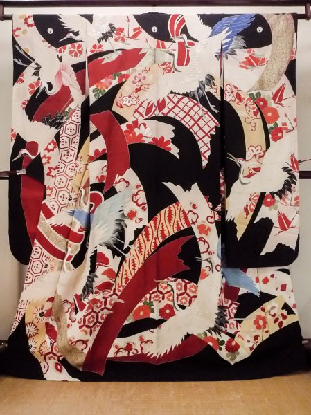 画像1: N1015J 昭和初期ごろ。アンティーク品。女性用打掛  シルク（正絹） 黒, 桜 【中古】【USED】【リサイクル】 ★★★☆☆【N1015J】 (1)