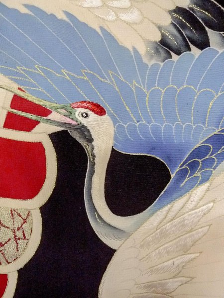 画像13: N1015J 昭和初期ごろ。アンティーク品。女性用打掛  シルク（正絹） 黒, 桜 【中古】【USED】【リサイクル】 ★★★☆☆【N1015J】 (13)