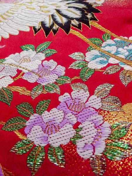 画像30: N1015Q 女性用打掛  シルク（正絹） 鮮やか赤色, あやめ 【中古】【USED】【リサイクル】 ★★★☆☆【N1015Q】 (30)