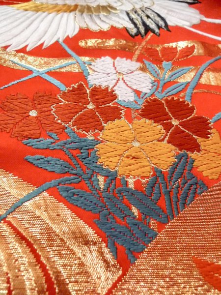 画像25: N1015R 女性用打掛  シルク（正絹） 光沢のある赤色, 桜 【中古】【USED】【リサイクル】 ★★★☆☆【N1015R】 (25)