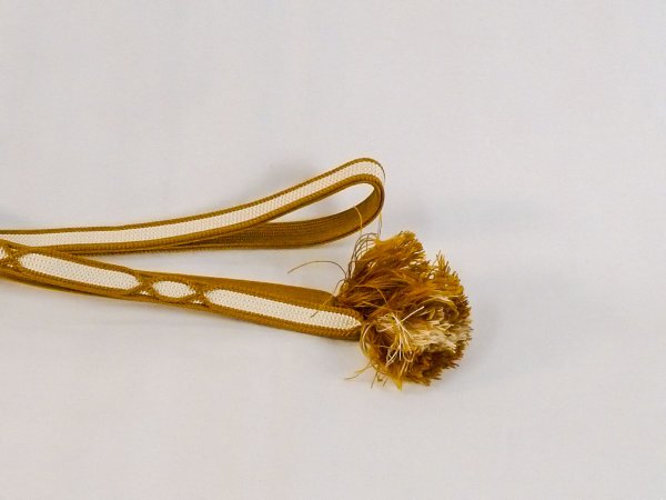 画像4: N1022XI 帯締め 女性用着物 シルク（正絹）  薄い 茶色  【中古】 【USED】 【リサイクル】 ★★★★☆ (4)