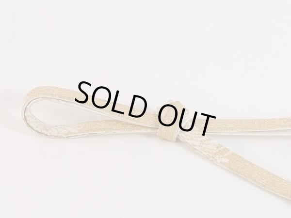 画像2: N1022XL 帯締め 女性用着物 シルク（正絹）   白 花 【中古】 【USED】 【リサイクル】 ★★★☆☆ (2)