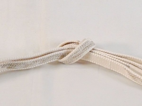 画像3: N1023XO 帯締め 女性用着物 シルク(正絹)  薄い 白 抽象的模様 【中古】 【USED】 【リサイクル】 ★★★★☆ (3)