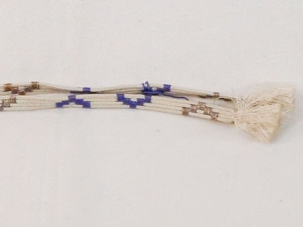 画像3: N1025XG 羽織紐 女性用着物 シルク(正絹)   白 抽象的模様 【中古】 【USED】 【リサイクル】 ★★☆☆☆ (3)