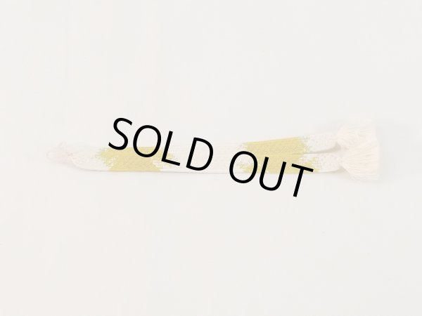 画像1: N1025XH 羽織紐 女性用着物 シルク（正絹）  深い 黄色  【中古】 【USED】 【リサイクル】 ★★★★☆ (1)