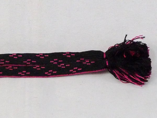 画像4: N1030XA 羽織紐 女性用着物 シルク(正絹)  鮮やか 桃色 抽象的模様 【中古】 【USED】 【リサイクル】 ★★★★☆ (4)