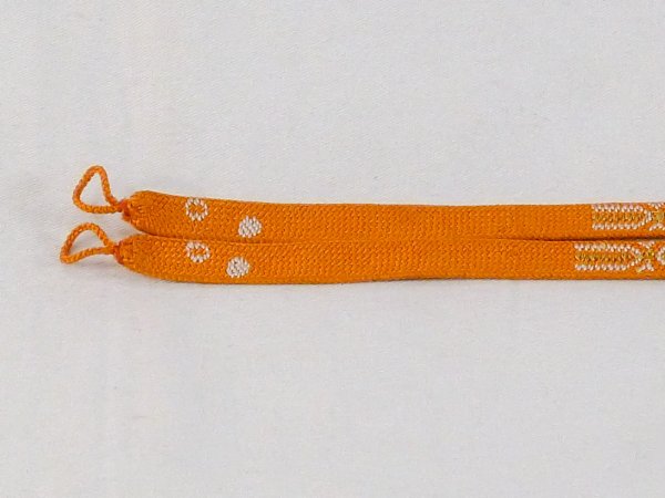 画像2: N1030XD 羽織紐 女性用着物 シルク（正絹）  鮮やか 橙色 抽象的模様 【中古】 【USED】 【リサイクル】 ★★★☆☆ (2)