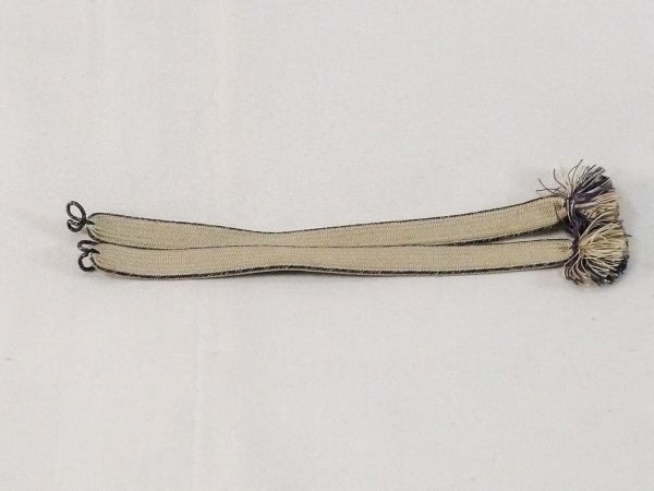 画像2: N1030XF 羽織紐 女性用着物 シルク（正絹）  深い 青緑色 抽象的模様 【中古】 【USED】 【リサイクル】 ★★★★☆ (2)