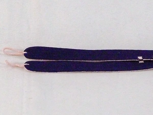 画像3: N1030XG 羽織紐 女性用着物 シルク（正絹）  薄い 桃色 抽象的模様 鮮やか【中古】 【USED】 【リサイクル】 ★★☆☆☆ (3)