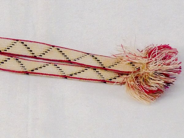 画像3: N1030XI 羽織紐 女性用着物 シルク（正絹）   オフ　ホワイト 抽象的模様 【中古】 【USED】 【リサイクル】 ★★☆☆☆ (3)