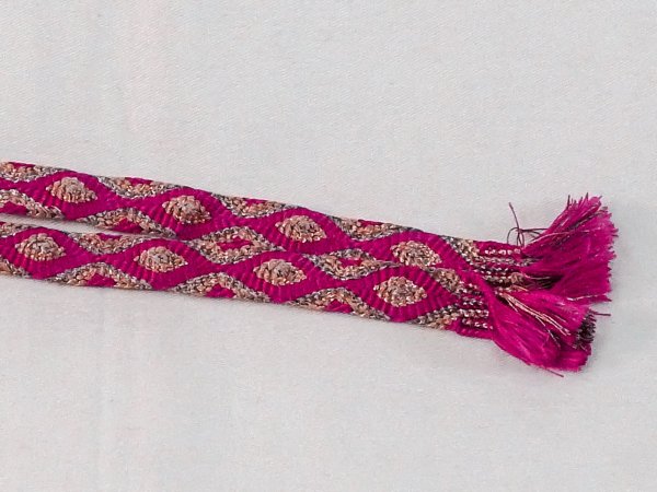 画像3: N1030XO 羽織紐 女性用着物 シルク（正絹）  鮮やか 桃色 抽象的模様 【中古】 【USED】 【リサイクル】 ★★★☆☆ (3)