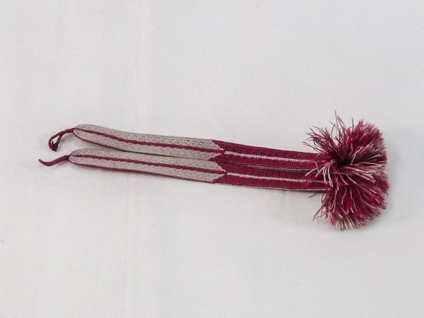 画像2: N1030XT 羽織紐 女性用着物 シルク（正絹）  薄い 灰色 抽象的模様 深い【中古】 【USED】 【リサイクル】 ★★★☆☆ (2)