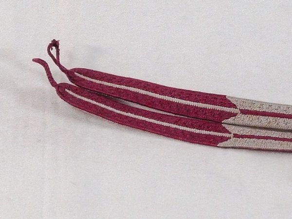 画像3: N1030XT 羽織紐 女性用着物 シルク（正絹）  薄い 灰色 抽象的模様 深い【中古】 【USED】 【リサイクル】 ★★★☆☆ (3)