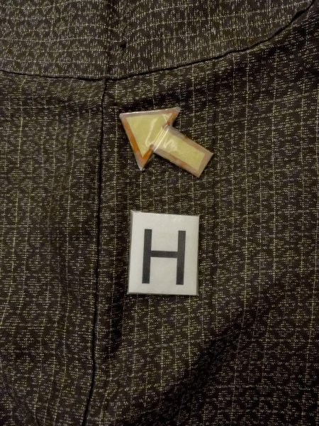 画像22: N1101B 男性用羽織  シルク（正絹） 深いオリーブ, 菱 【中古】【USED】【リサイクル】 ★☆☆☆☆【N1101B】 (22)