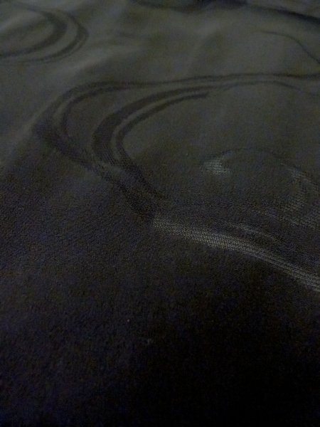 画像9: N1101F 女性用羽織  シルク（正絹） 黒, 流水 【中古】【USED】【リサイクル】 ★★★★☆【N1101F】 (9)