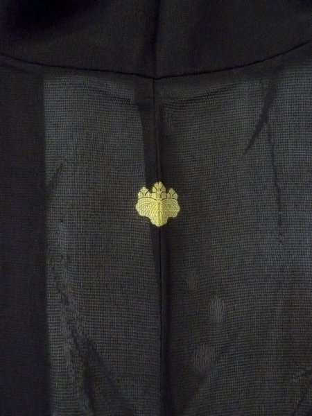 画像8: N1101G 女性用羽織  シルク(正絹) 黒, 葉 【中古】【USED】【リサイクル】 ★★★☆☆【N1101G】 (8)