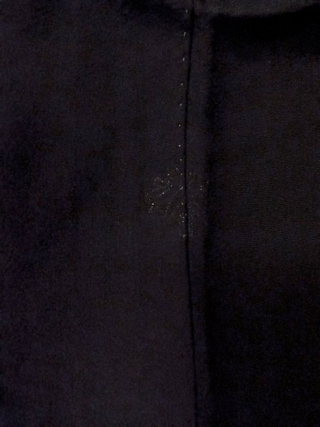 画像3: N1101J 昭和初期ごろ。アンティーク品。女性用羽織  シルク(正絹) 黒, うず 【中古】【USED】【リサイクル】 ★★★☆☆【N1101J】 (3)