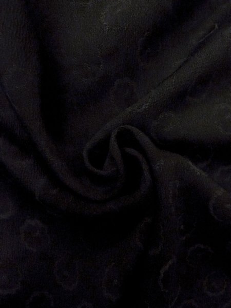 画像11: N1101K 女性用羽織  シルク(正絹) 深い黒, 花 【中古】【USED】【リサイクル】 ★★★★☆【N1101K】 (11)