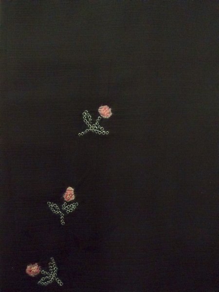 画像4: N1101N 女性用羽織  シルク(正絹) 深い黒, 花 【中古】【USED】【リサイクル】 ★★★☆☆【N1101N】 (4)