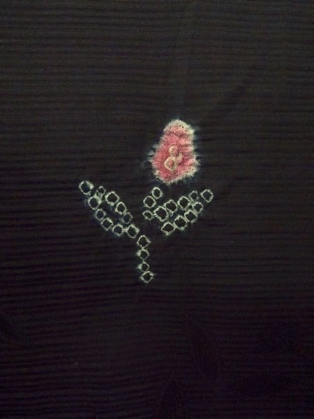 画像6: N1101N 女性用羽織  シルク(正絹) 深い黒, 花 【中古】【USED】【リサイクル】 ★★★☆☆【N1101N】 (6)