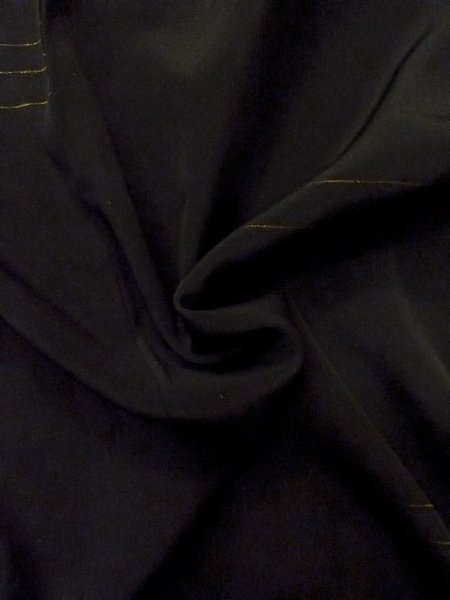 画像10: N1101R 昭和初期ごろ。アンティーク品。女性用羽織  シルク(正絹) 深い黒, 線 【中古】【USED】【リサイクル】 ★☆☆☆☆【N1101R】 (10)