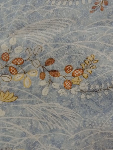 画像7: N1112C 女性用単衣  シルク(正絹) 灰色がかった水色, 菊 【中古】【USED】【リサイクル】 ★★★★☆【N1112C】 (7)