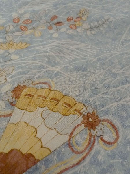 画像10: N1112C 女性用単衣  シルク(正絹) 灰色がかった水色, 菊 【中古】【USED】【リサイクル】 ★★★★☆【N1112C】 (10)