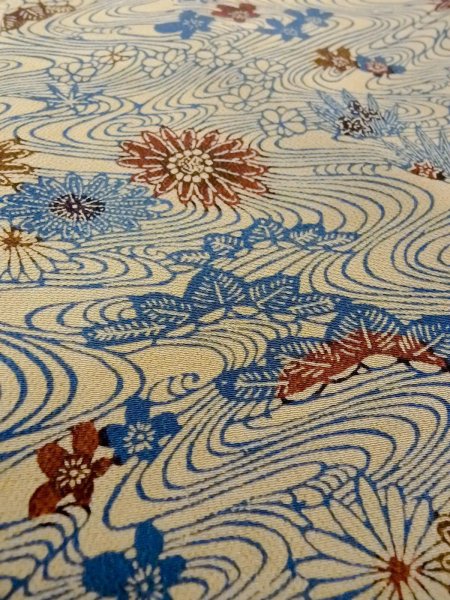 画像8: N1112G 女性用小紋  シルク(正絹) 灰色がかったアイボリー, 花 【中古】【USED】【リサイクル】 ★★★★☆【N1112G】 (8)