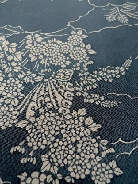画像9: N1112H 女性用小紋  シルク(正絹) 灰色がかった藍, ぼたん 【中古】【USED】【リサイクル】 ★★☆☆☆【N1112H】 (9)