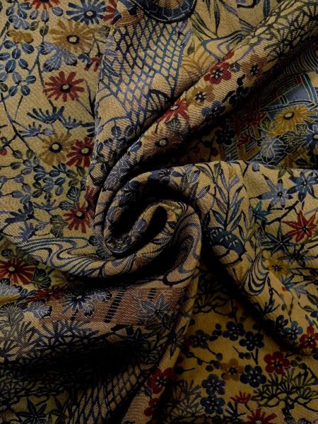 画像11: N1112J 女性用小紋  シルク(正絹) 深いベージュ, 花 【中古】【USED】【リサイクル】 ★★★★☆【N1112J】 (11)