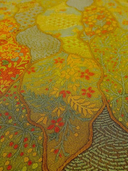 画像9: N1112K 女性用小紋  シルク(正絹) 灰色がかった黄緑色, 花 【中古】【USED】【リサイクル】 ★★★☆☆【N1112K】 (9)