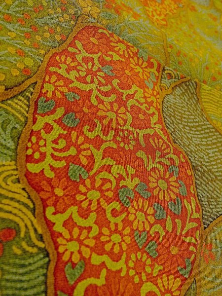 画像10: N1112K 女性用小紋  シルク(正絹) 灰色がかった黄緑色, 花 【中古】【USED】【リサイクル】 ★★★☆☆【N1112K】 (10)