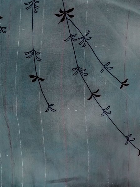 画像3: N1112M 女性用単衣  シルク(正絹) 灰色がかった紺, 草 【中古】【USED】【リサイクル】 ★☆☆☆☆【N1112M】 (3)