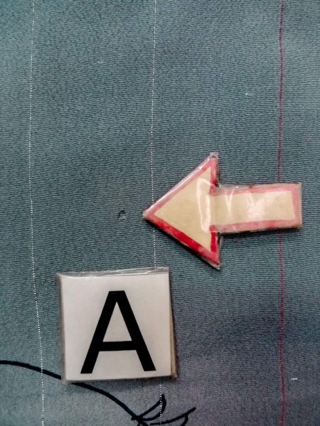 画像14: N1112M 女性用単衣  シルク(正絹) 灰色がかった紺, 草 【中古】【USED】【リサイクル】 ★☆☆☆☆【N1112M】 (14)