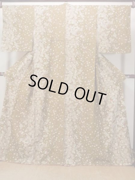 画像1: N1112S 女性用小紋  化繊 黄み茶色, 桜 【中古】【USED】【リサイクル】 ★★★★☆【N1112S】 (1)