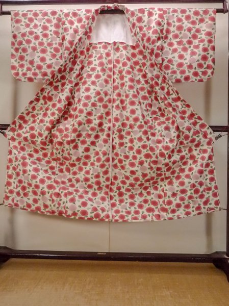 画像2: N1112T 女性用単衣  ウール アイボリー, 花 【中古】【USED】【リサイクル】 ★☆☆☆☆【N1112T】 (2)