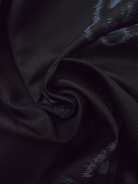 画像12: N1126G 女性用紬  シルク（正絹） 黒, 花丸文 【中古】【USED】【リサイクル】 ★★★★☆【N1126G】 (12)