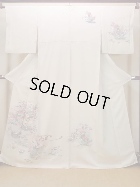 画像1: N1126M 女性用訪問着  シルク（正絹） 淡いオフ　ホワイト, 菊 【中古】【USED】【リサイクル】 ★★★☆☆【N1126M】 (1)