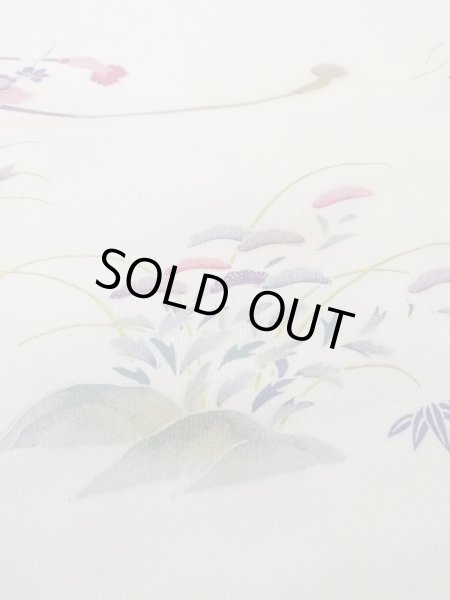 画像11: N1126M 女性用訪問着  シルク（正絹） 淡いオフ　ホワイト, 菊 【中古】【USED】【リサイクル】 ★★★☆☆【N1126M】 (11)