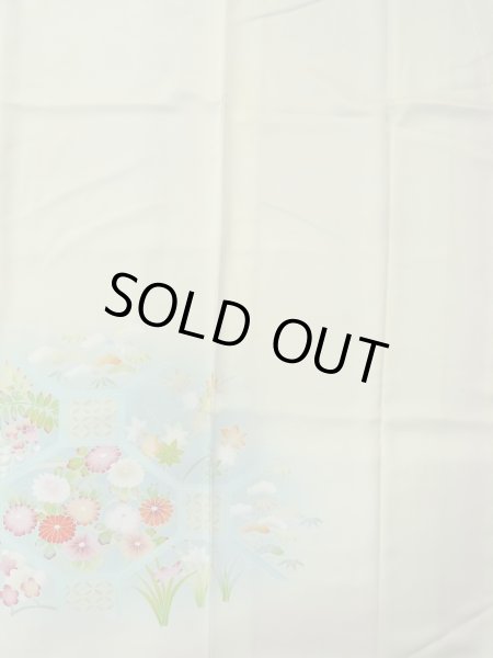 画像5: N1126O 女性用訪問着  シルク（正絹） 淡い黄緑色, ぼたん 【中古】【USED】【リサイクル】 ★★★☆☆【N1126O】 (5)