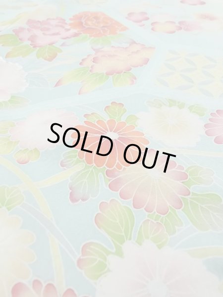 画像11: N1126O 女性用訪問着  シルク（正絹） 淡い黄緑色, ぼたん 【中古】【USED】【リサイクル】 ★★★☆☆【N1126O】 (11)