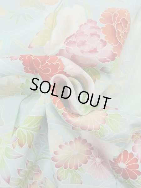 画像16: N1126O 女性用訪問着  シルク（正絹） 淡い黄緑色, ぼたん 【中古】【USED】【リサイクル】 ★★★☆☆【N1126O】 (16)