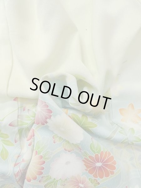 画像17: N1126O 女性用訪問着  シルク（正絹） 淡い黄緑色, ぼたん 【中古】【USED】【リサイクル】 ★★★☆☆【N1126O】 (17)