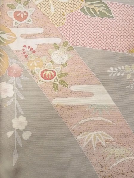 画像10: N1126P 女性用訪問着  シルク(正絹) 淡いベージュ, 桜 【中古】【USED】【リサイクル】 ★★☆☆☆【N1126P】 (10)