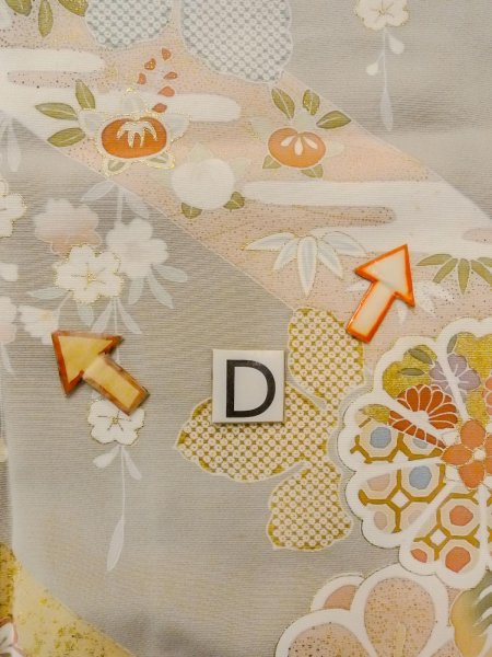 画像23: N1126P 女性用訪問着  シルク(正絹) 淡いベージュ, 桜 【中古】【USED】【リサイクル】 ★★☆☆☆【N1126P】 (23)