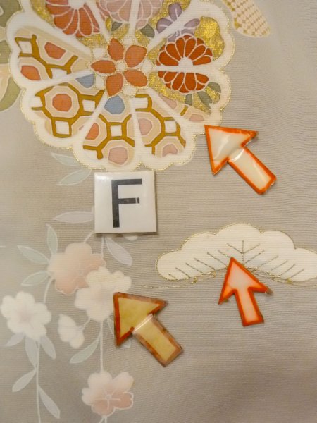 画像25: N1126P 女性用訪問着  シルク(正絹) 淡いベージュ, 桜 【中古】【USED】【リサイクル】 ★★☆☆☆【N1126P】 (25)